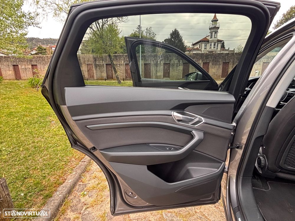 Audi e-tron Sportback 50 quattro - 11