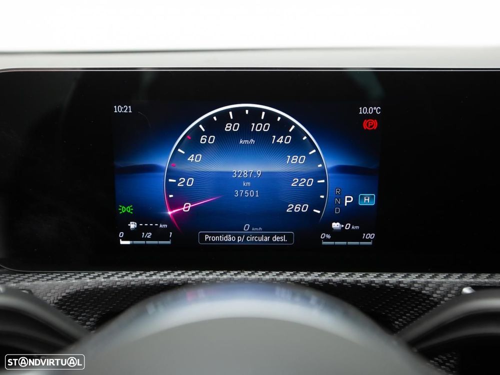 Mercedes-Benz A 250 e - 24