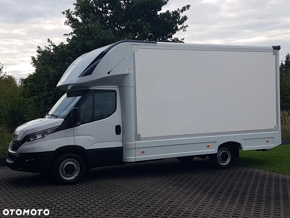 Iveco DAILY KONTENER NISKOPODŁOGOWY 4,43x2,23x2,42 SKLEP FOODTRUCK BAR KLIMA KONIOWÓZ KAMPER - 2