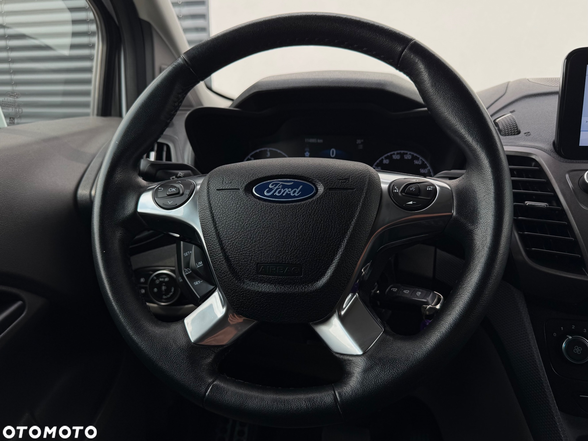 Ford Transit Connect 240 L2 Autm Trend - 10