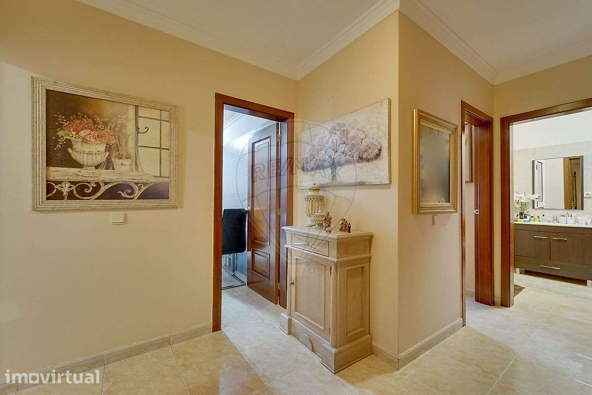 Apartamento T2 para venda - Grande imagem: 2/32