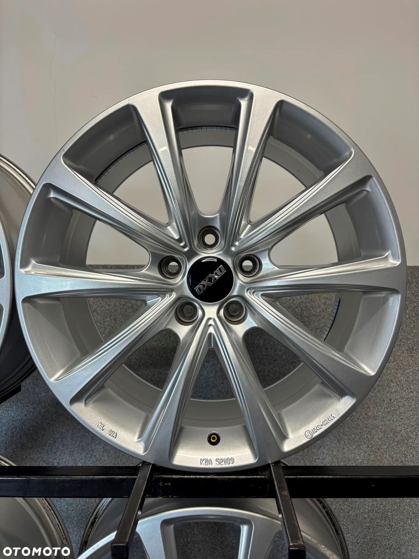4 FELGI ALU. AUDI A4 8K0, 8W0, A6 C6 C7, VW ARTEON,PASSAT,TIGUAN,SKODA SUPERB 18'' 8J ET39 KBA: 52189 , 124-001465 - 5