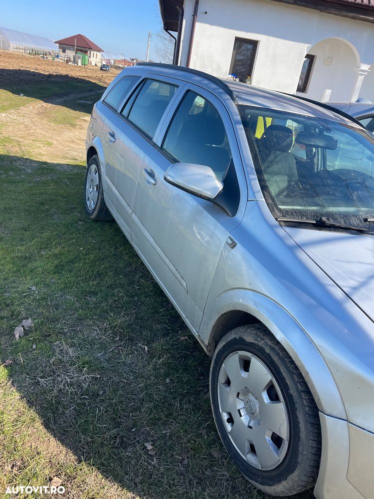 Opel Astra 1.9 CDTI DPF Cosmo - 4