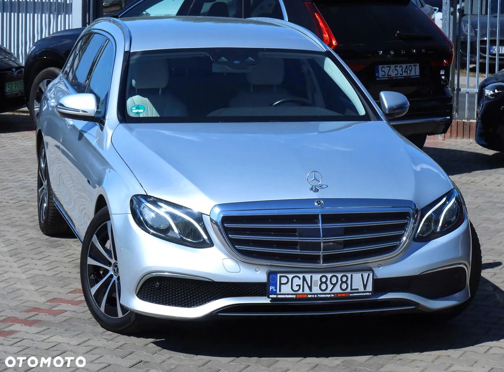 Mercedes-Benz Klasa E 300 de 9G-TRONIC Exclusive - 39