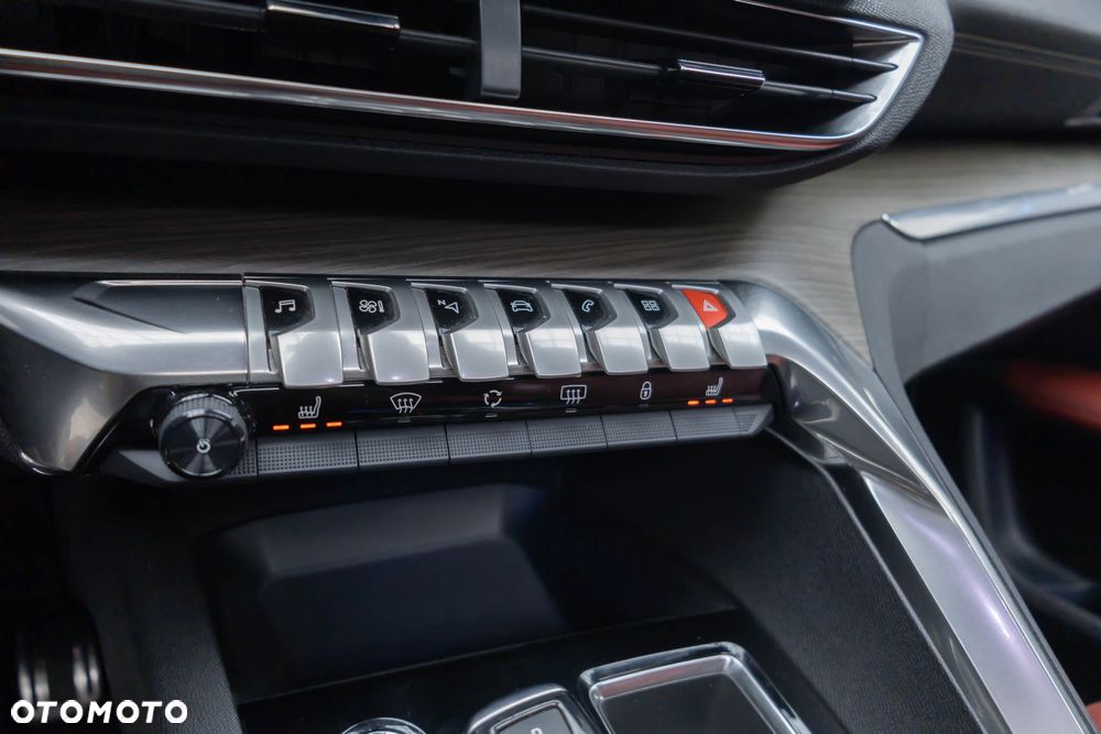 Peugeot 5008 1.6 PureTech GT Pack S&S EAT8 - 20