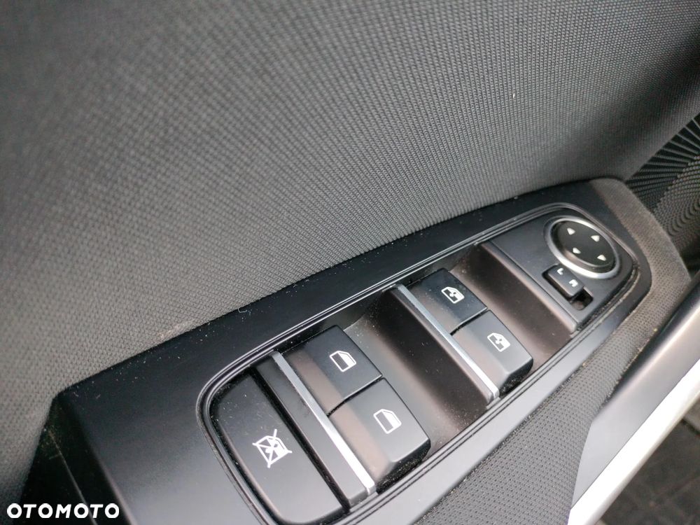 Kia Ceed 1.5 T-GDI M - 33