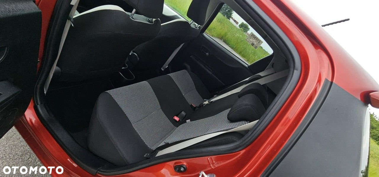 Toyota Yaris - 18