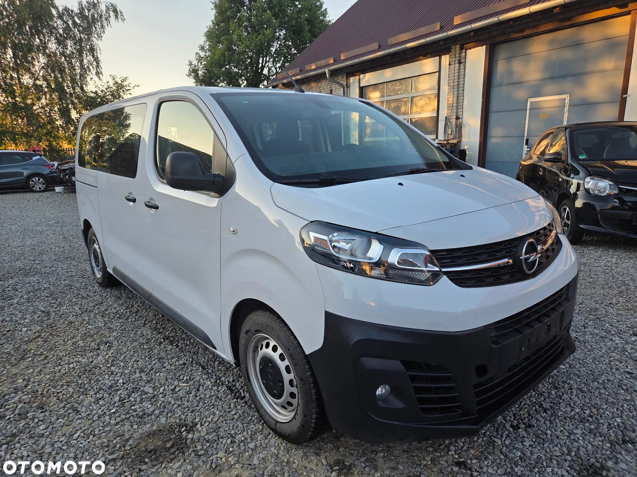 Opel Vivaro Vivaro-e L (50-kWh) Elegance - 2