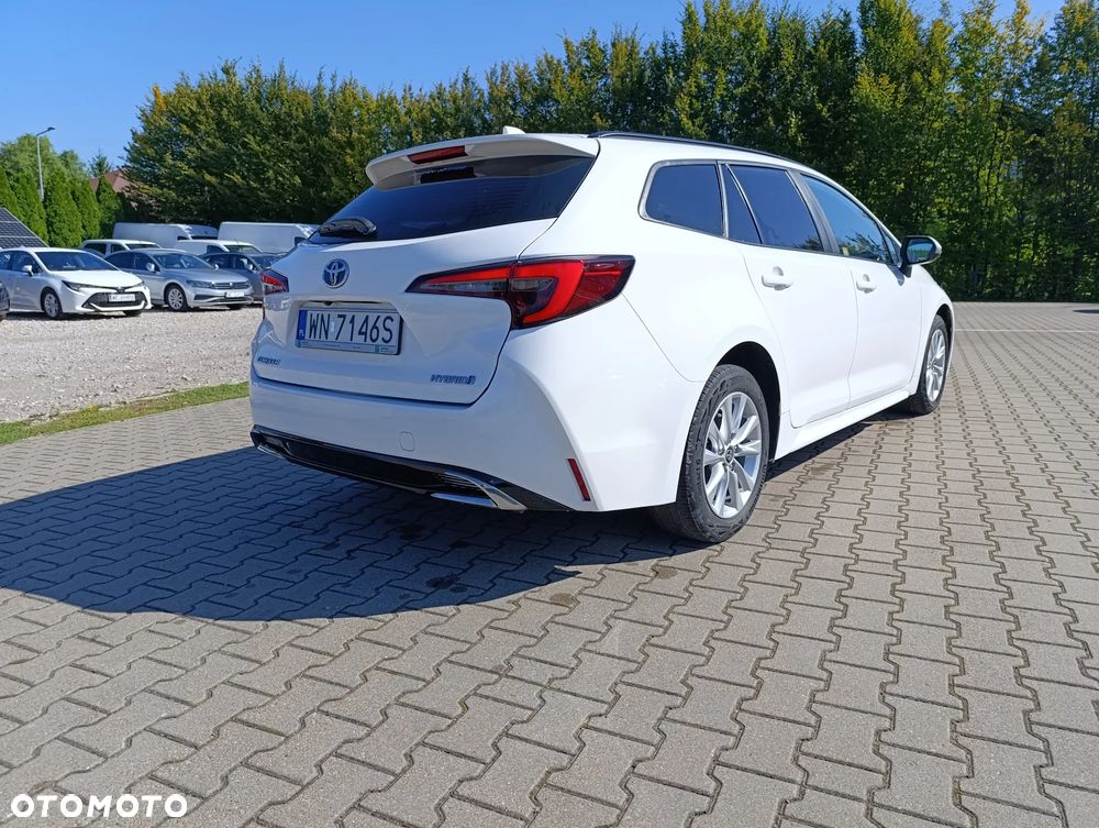 Toyota Corolla 1.8 Hybrid Comfort - 9