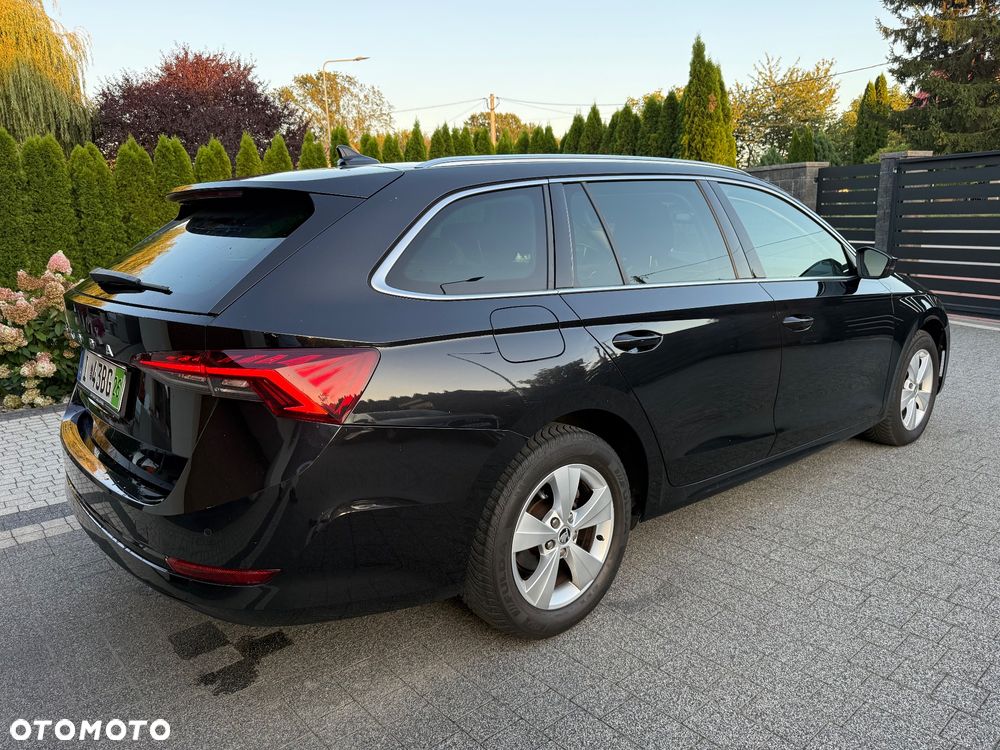 Skoda Octavia 2.0 TDI Elegance DSG - 10