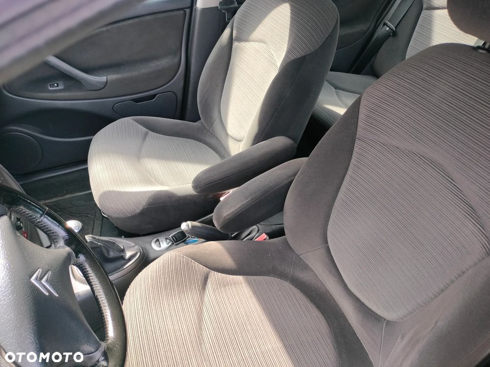 Citroën C5 1.6 HDi Attraction - 16
