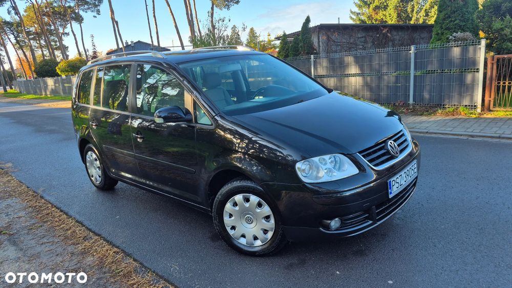 Volkswagen Touran - 13