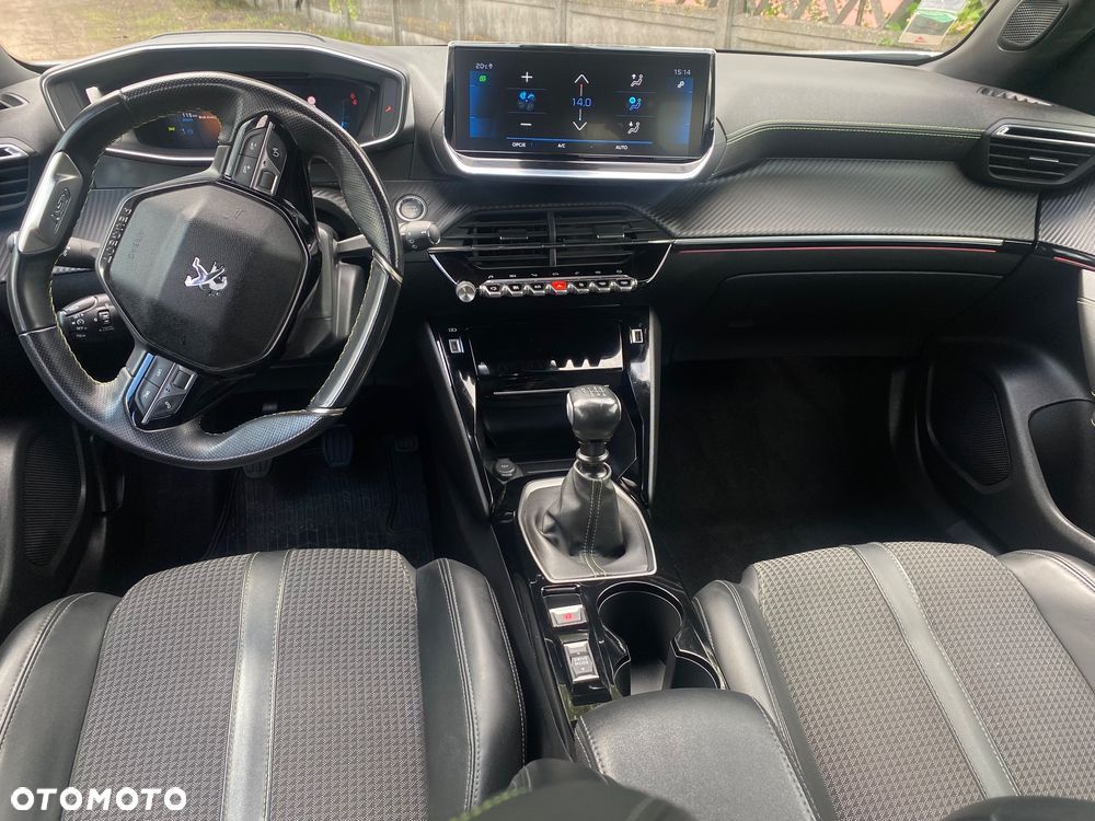 Peugeot 2008 - 13