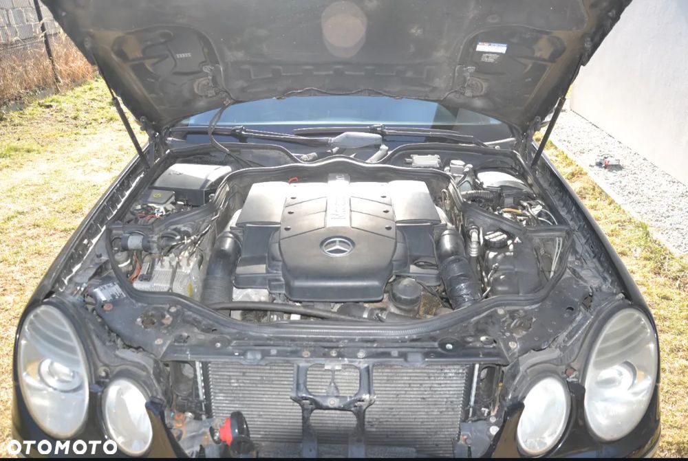 Mercedes-Benz Klasa E - 16