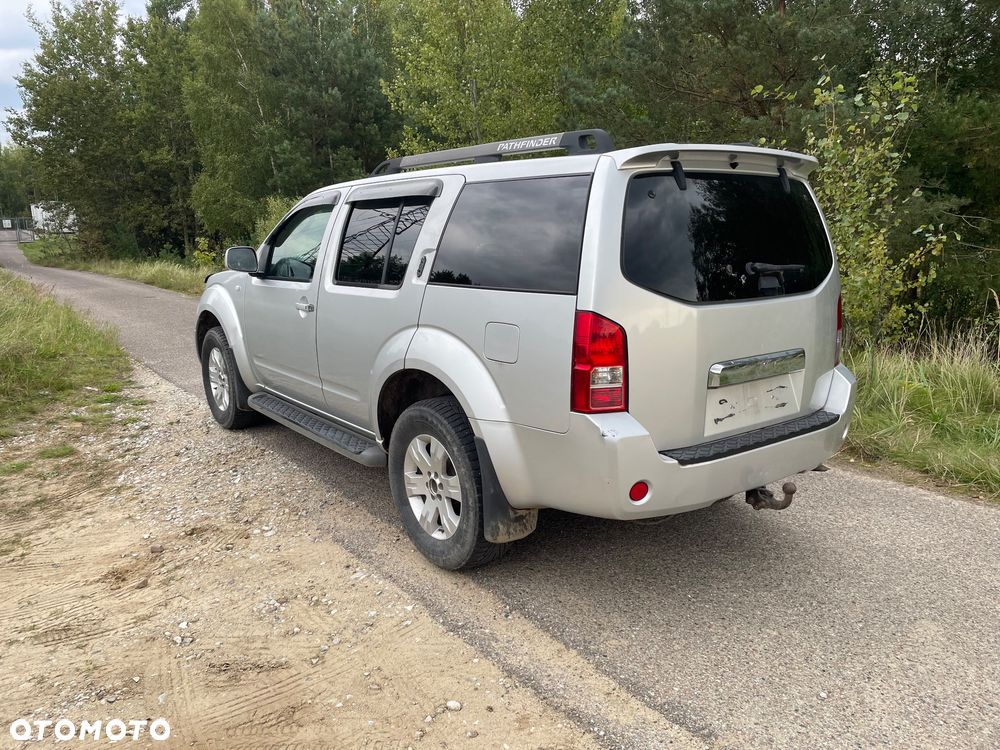 Nissan Pathfinder 2.5 dCi White Elements - 7