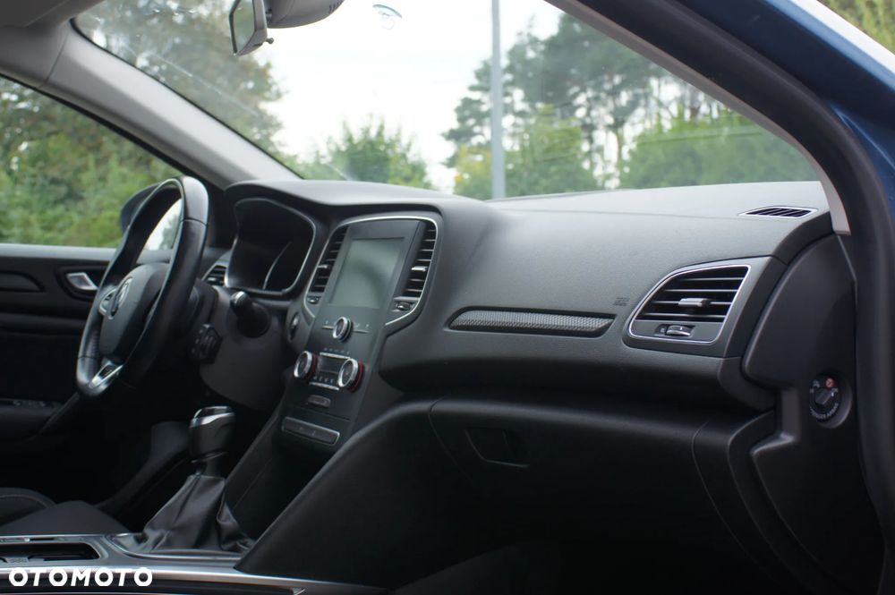 Renault Megane ENERGY TCe 130 Start & Stop LIMITED - 24