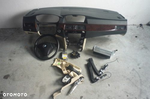 Konsola pulpit deska BMW 5 E60 E-60 - 1