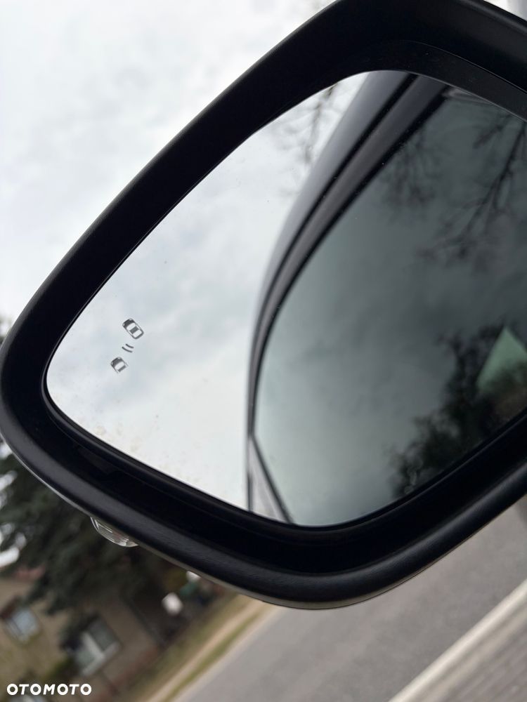 Ford Kuga 2.0 EcoBlue 4x4 ST-LINE X - 22