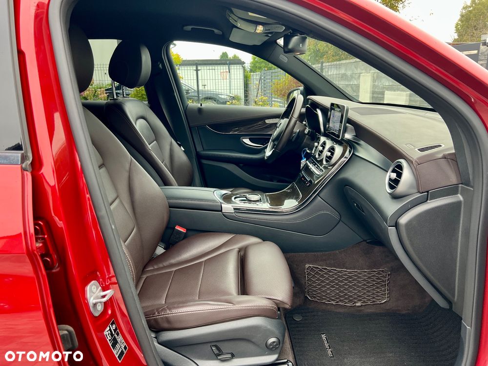 Mercedes-Benz GLC 250 4Matic 9G-TRONIC - 6