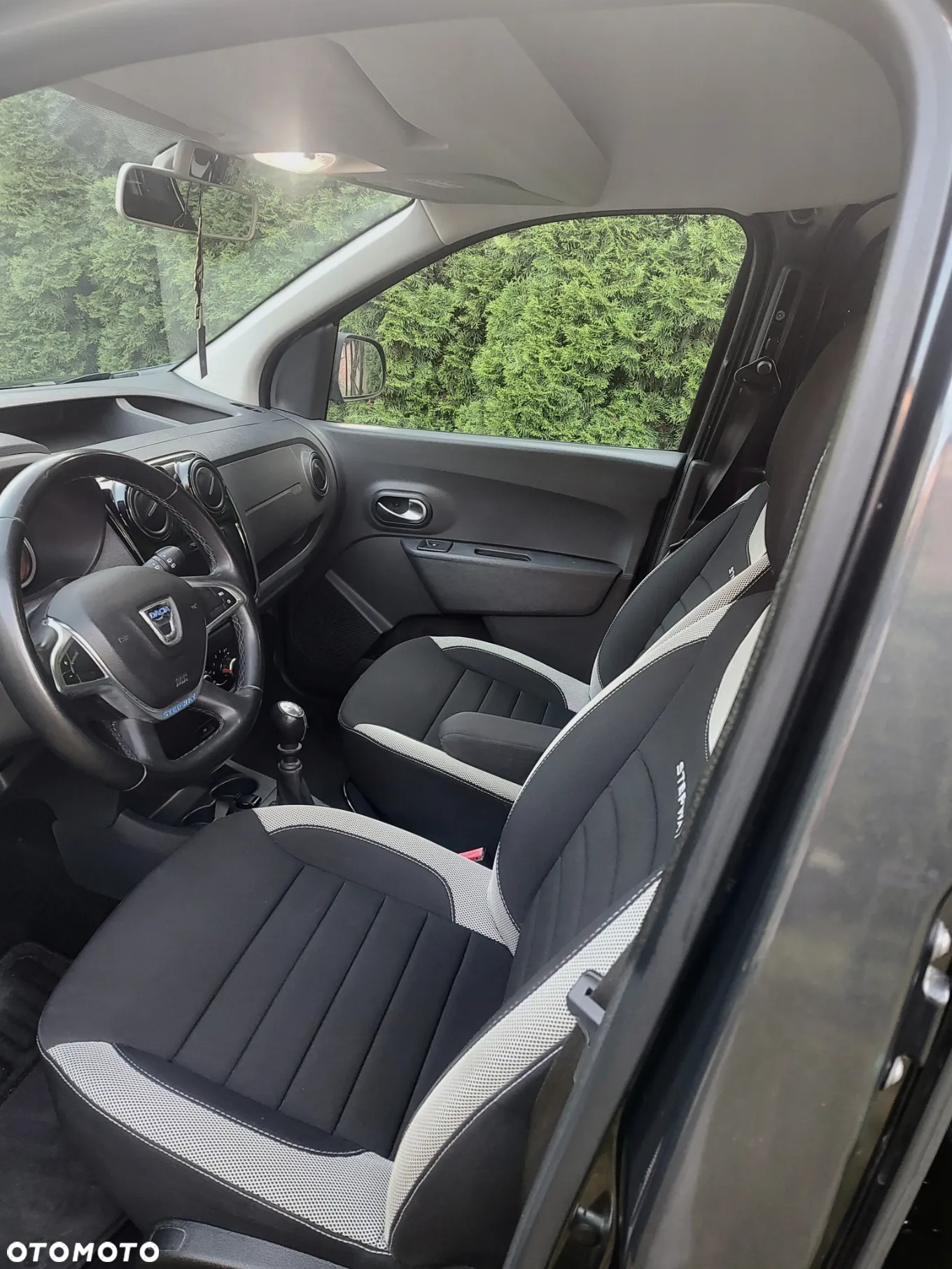 Dacia Dokker 1.3 TCe Stepway - 9