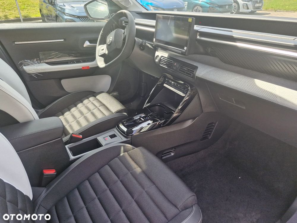Citroën C3 Aircross 1.2 mHEV Max S&S eDCT6 - 5