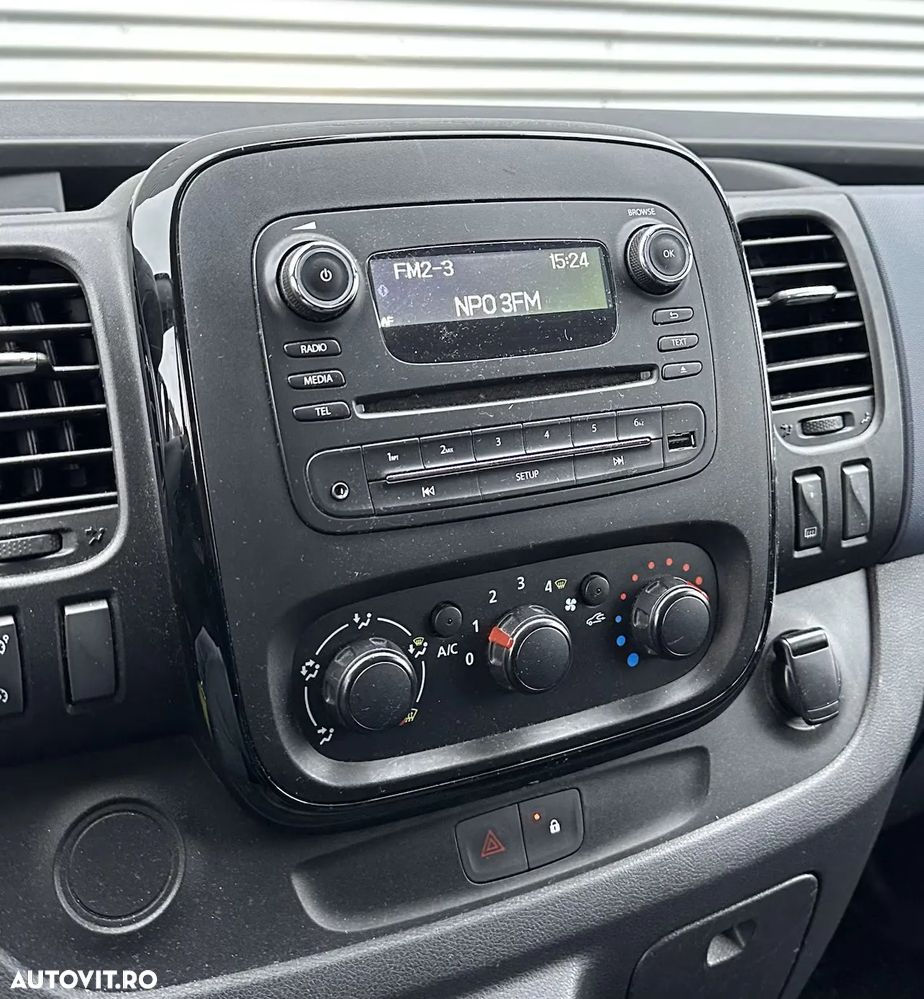 Opel Vivaro B - 8