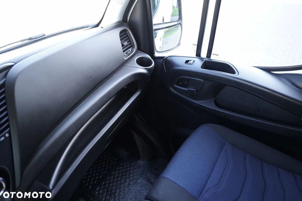 Iveco DAILY 35-160 / IZOTERMA / WINDA DHOLLANDIA / BLIŹNIAK   DMC: 3500 KG - 30