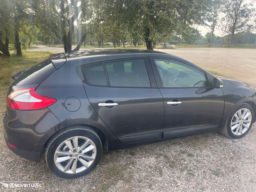 Renault Mégane 1.5 dCi Luxe - 8