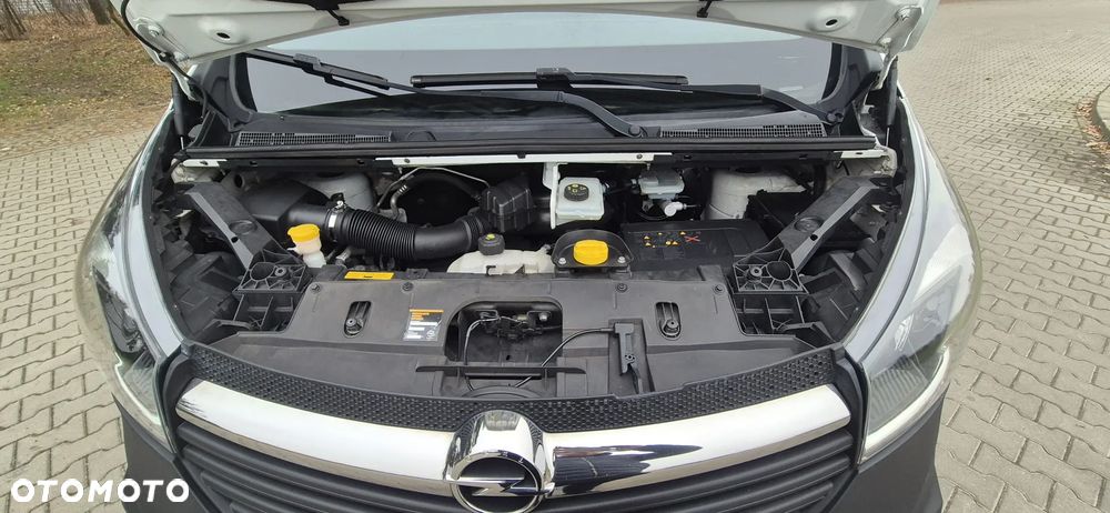 Opel Vivaro - 15