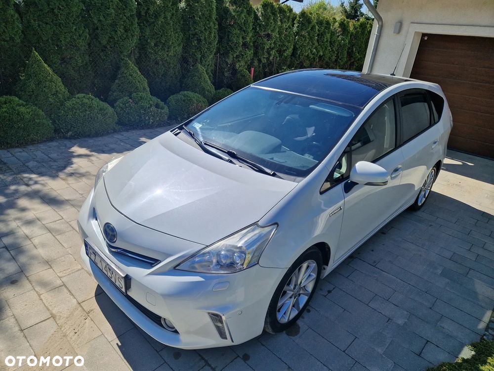 Toyota Prius+ (Hybrid) Executive - 3