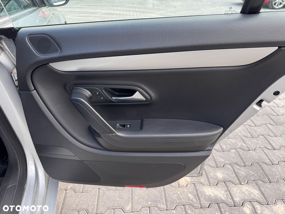 Volkswagen Passat CC 2.0 TSI DSG - 20