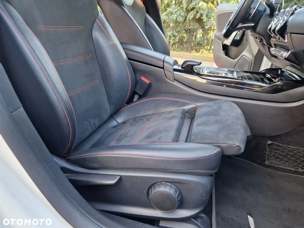 Mercedes-Benz CLA AMG 35 4-Matic 7G-DCT - 23