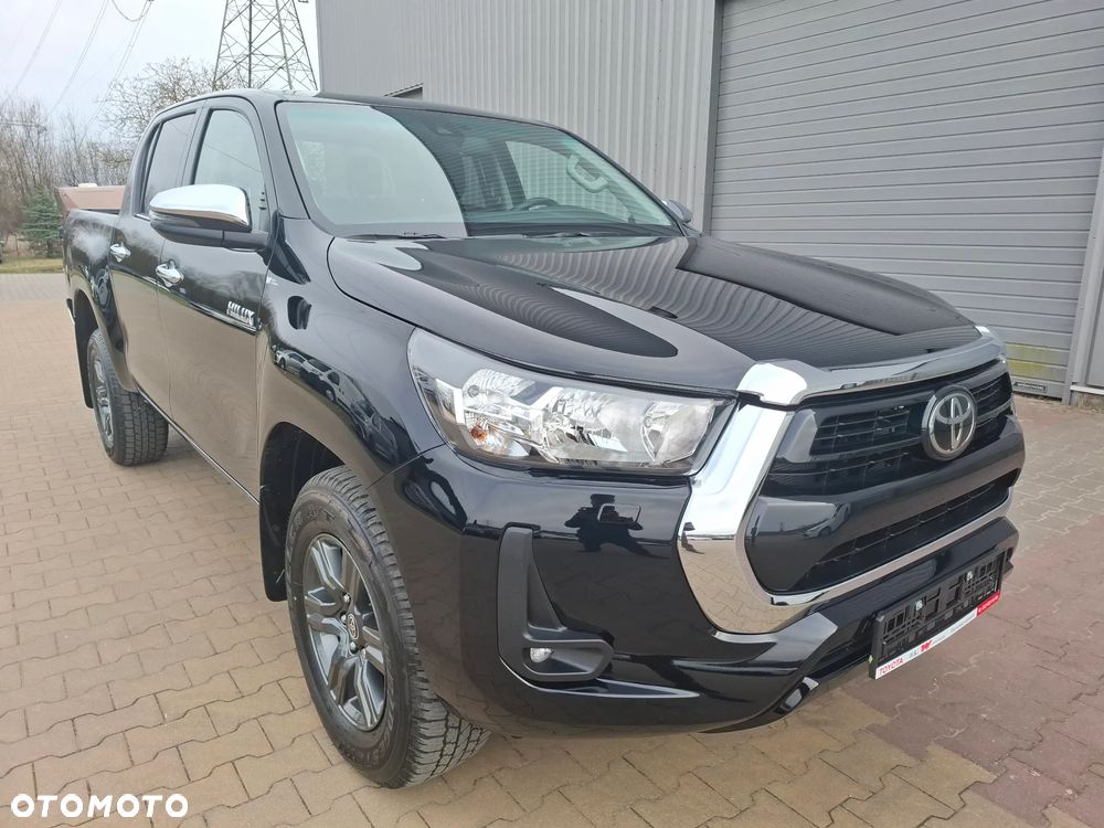 Toyota Hilux - 5