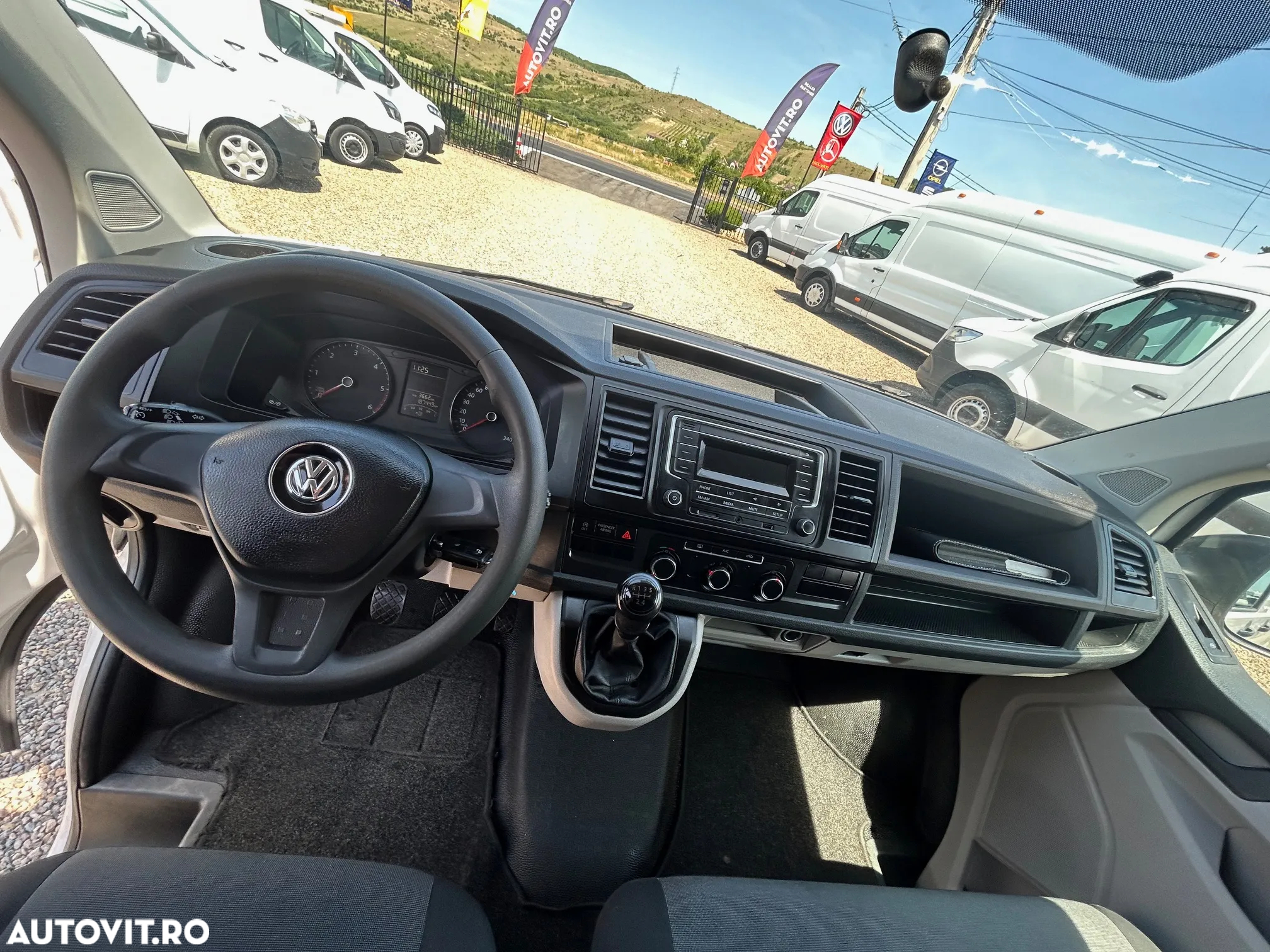 Volkswagen Transporter - 10