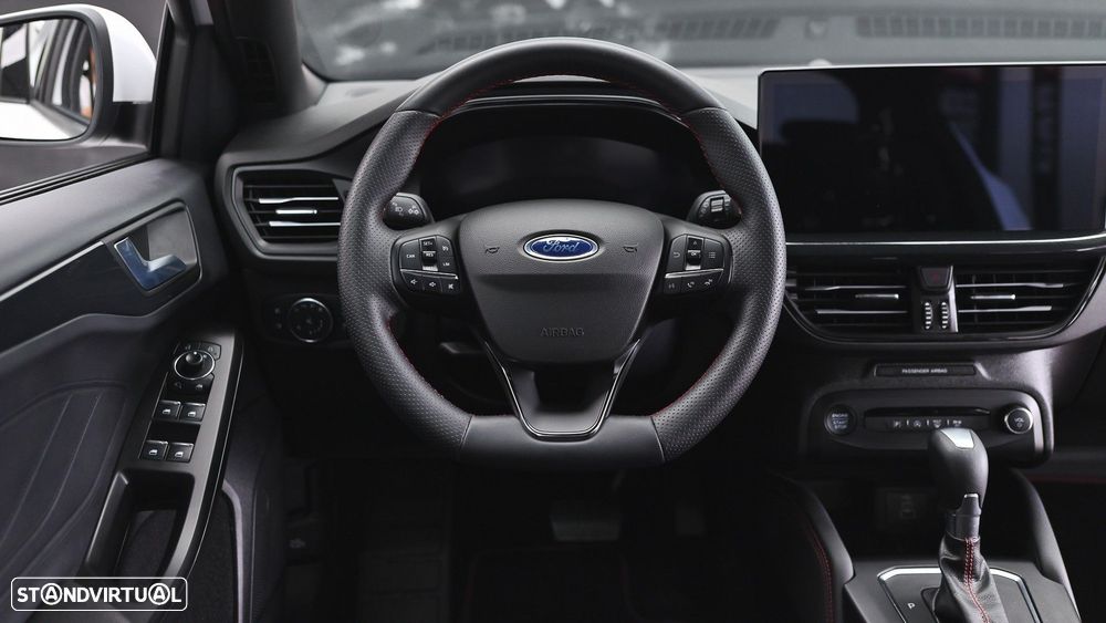Ford Focus 1.0 EcoBoost MHEV ST-Line X Aut. - 57