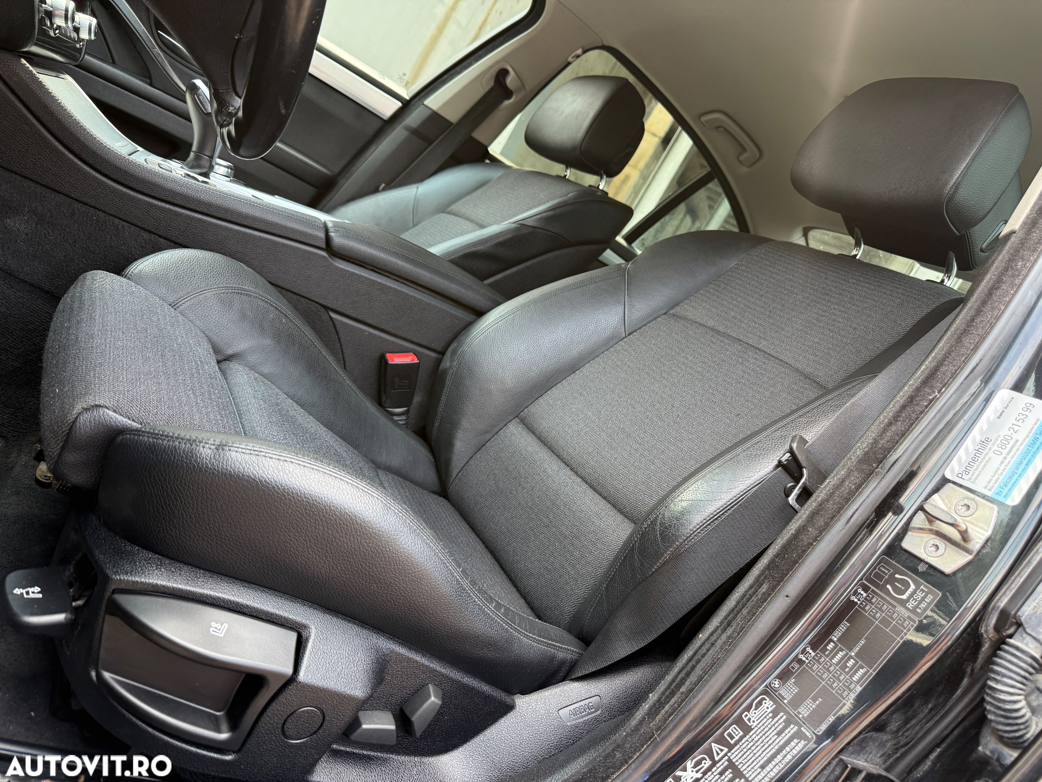 BMW Seria 5 520d xDrive - 7
