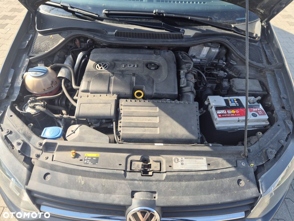 Volkswagen Polo - 7