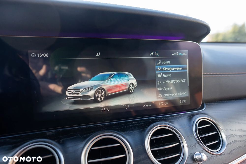 Mercedes-Benz Klasa E 300 de 9G-TRONIC AMG Line - 20