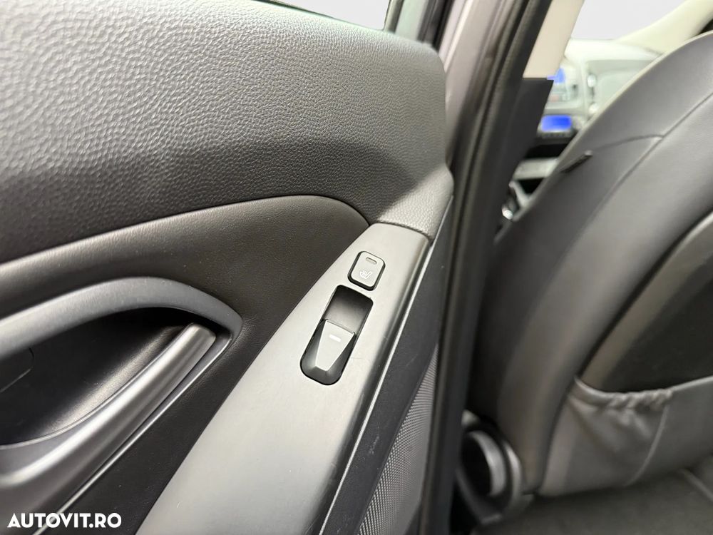 Hyundai ix35 2.0 CRDI 4WD Automatik Style - 16