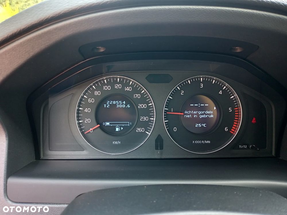 Volvo V70 2.0D Momentum - 16