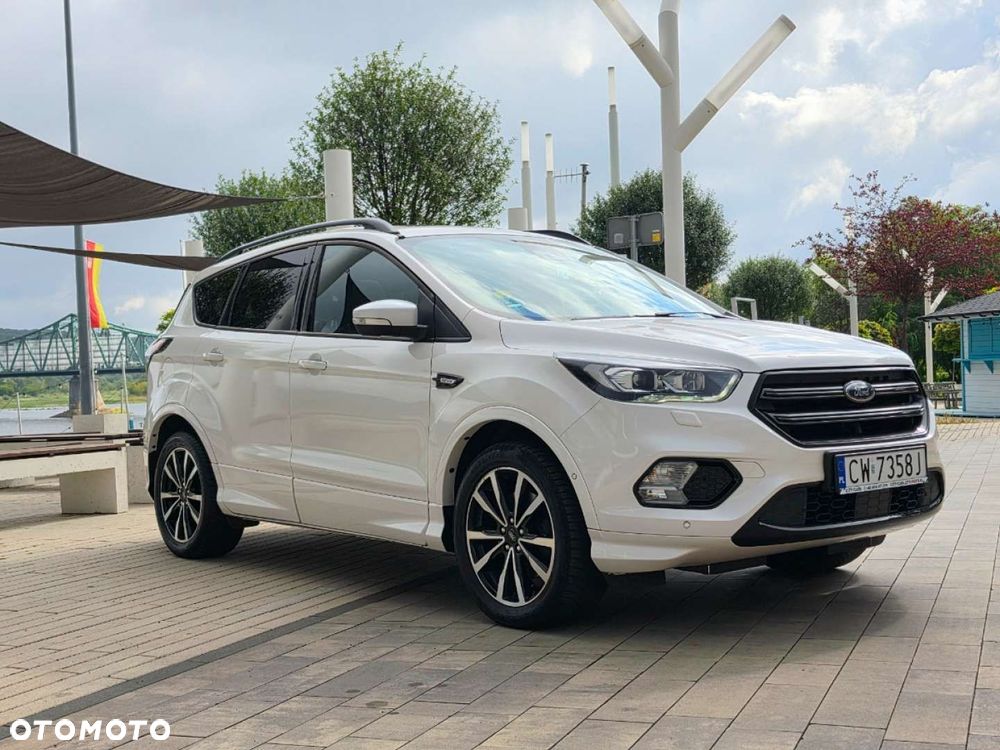 Ford Kuga - 3