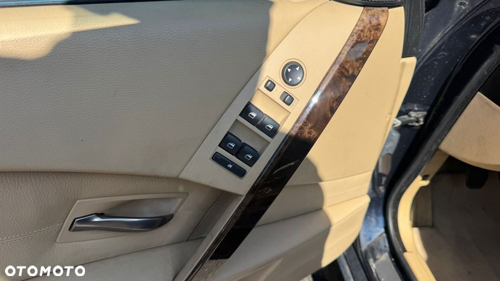BMW Seria 5 530i - 10