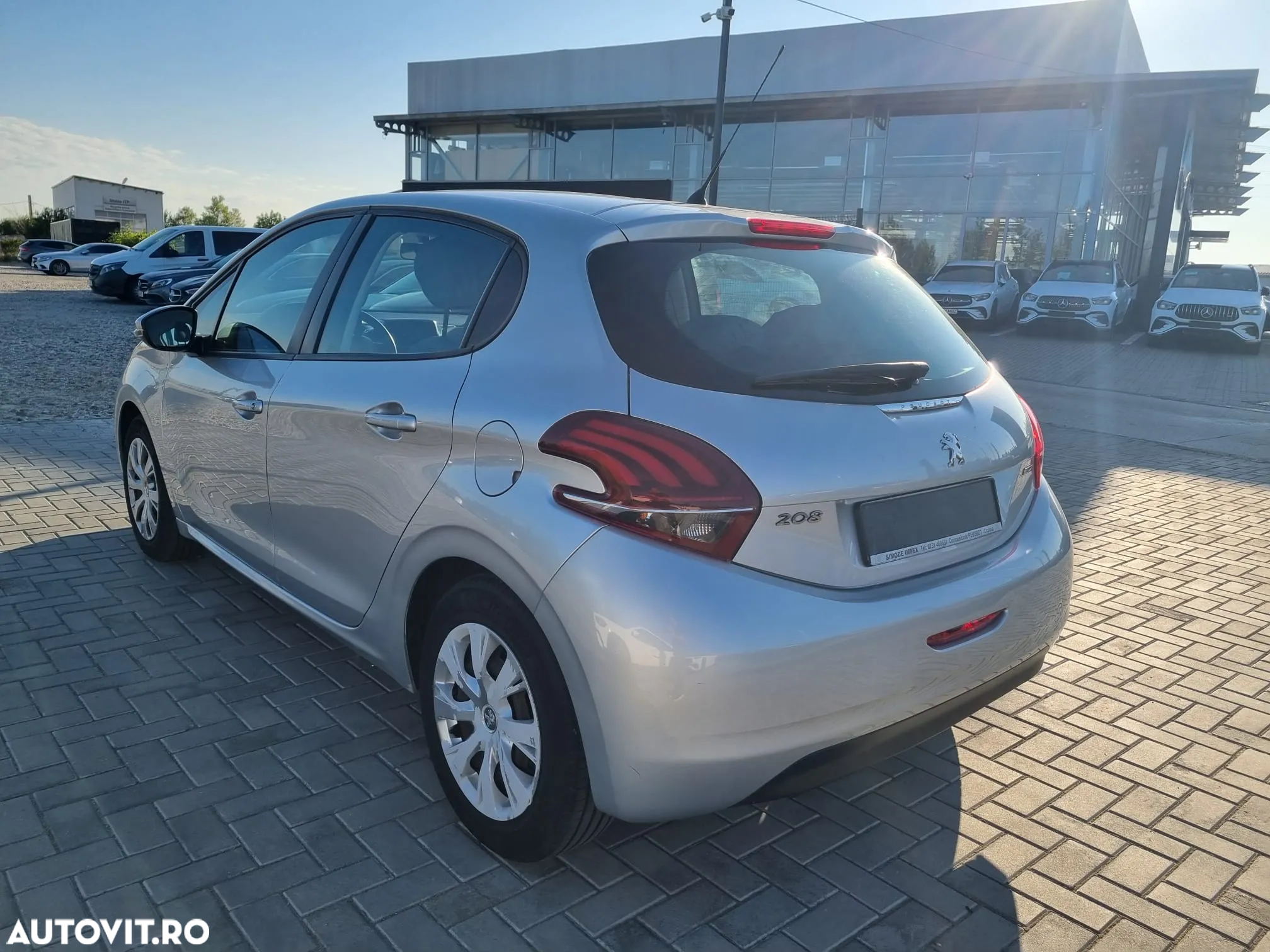 Peugeot 208 1.2 L PureTech Access - 3