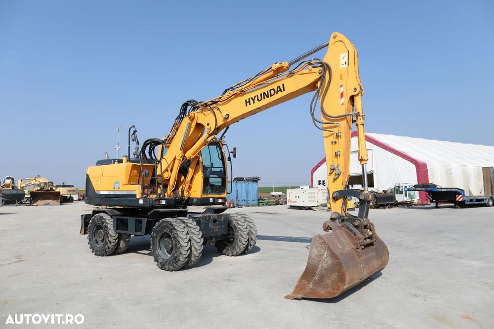 Hyundai Robex 140 W 9 A - 1