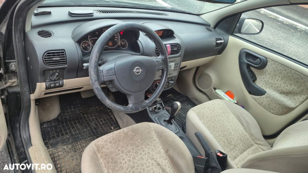 Opel Corsa ver-1-2i-easytronic-comfort - 1