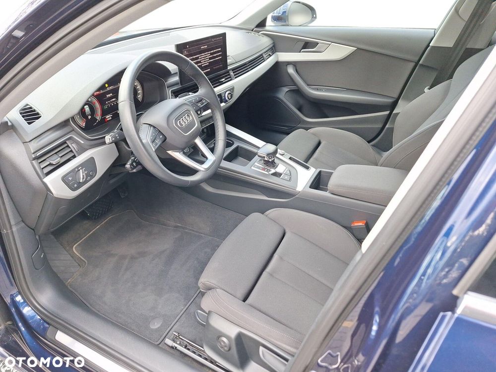 Audi A4 Avant 35 TFSI mHEV Advanced S tronic - 12
