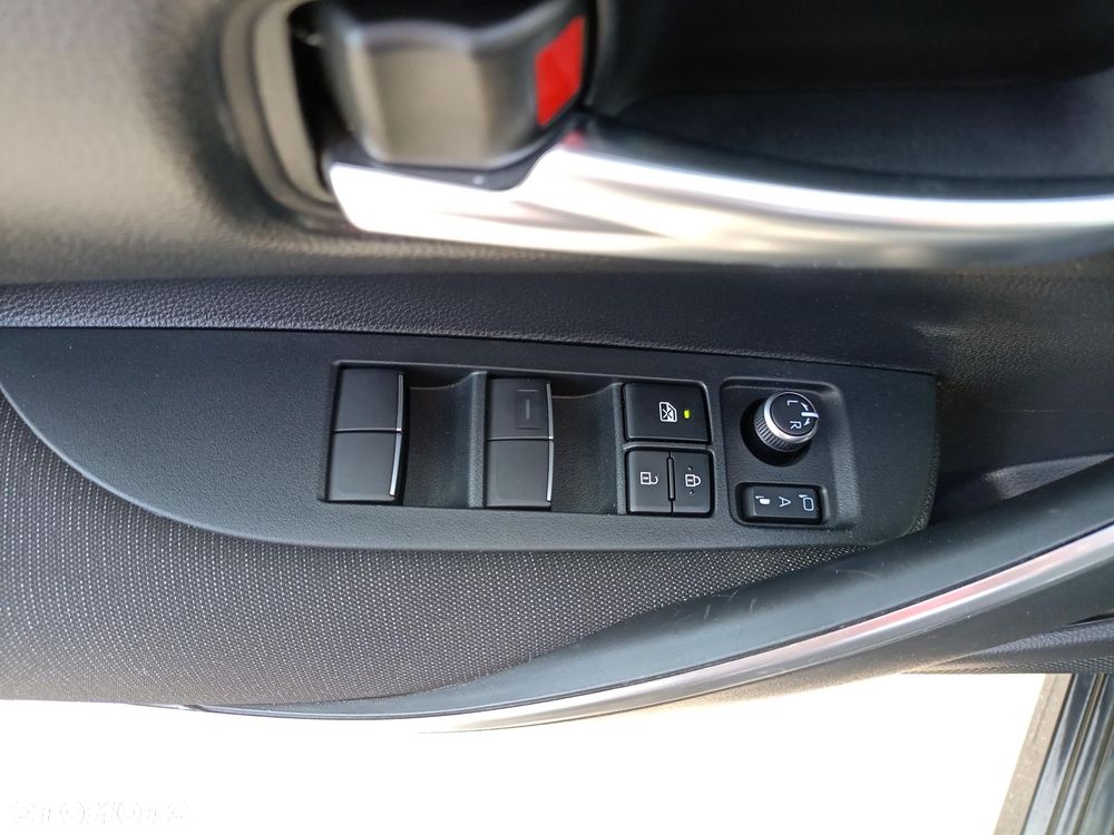 Toyota Corolla 1.8 Hybrid Comfort - 13