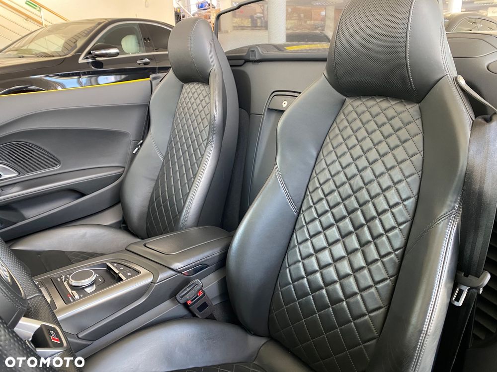 Audi R8 Spyder 5.2 FSI Quattro - 31