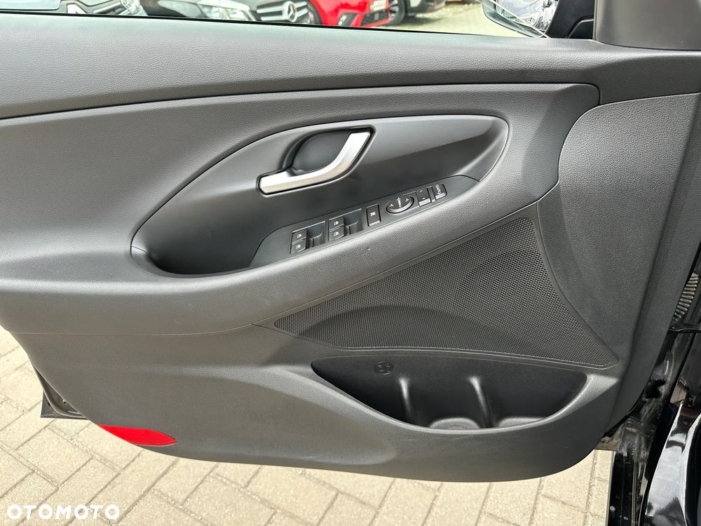 Hyundai i30 - 21