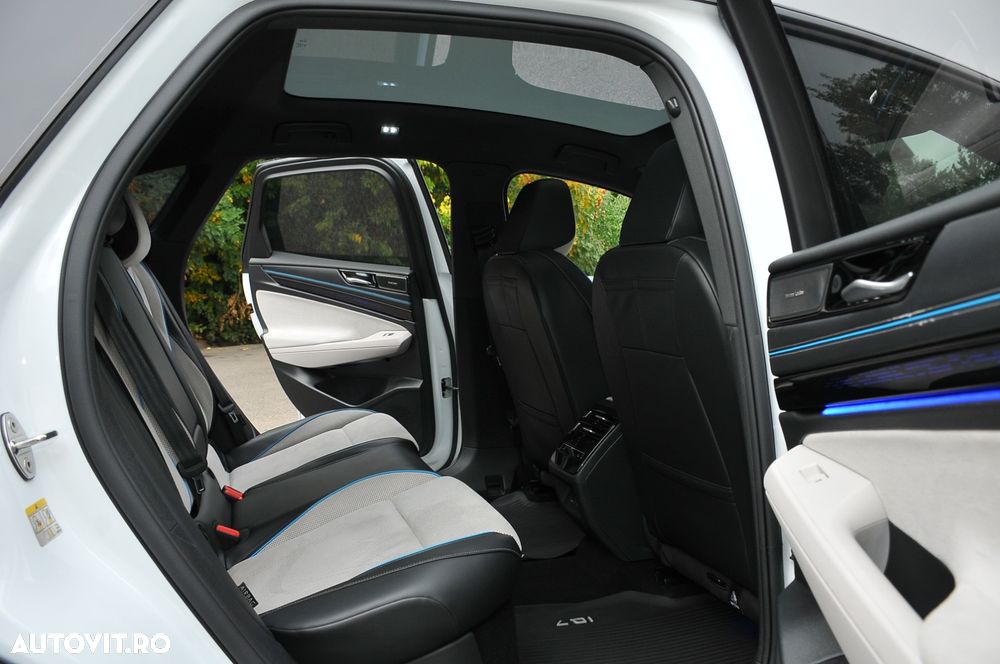 Volkswagen ID.7 - 17